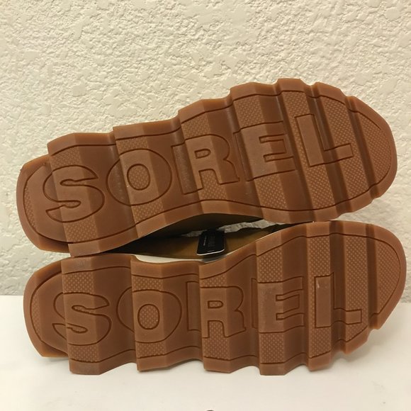 Sold on e - Picture 7 of 12